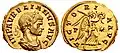 Aureus of the emperor Aurelian (r. 270–275) wearing a laurel wreath on the obverse, with Victoria presenting another on the reverse
