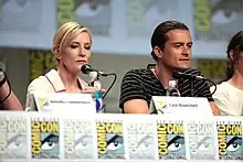 Image 29Orlando Bloom with Samurai bun, 2014 (from 2010s in fashion)