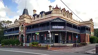 Heritage Hotel, Bulli, New South Wales, 1889. Kenwood and Kerle architects