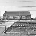 Station Lage Zwaluwe rails side in 1998.