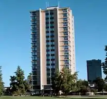 An 18-story apartment building