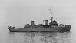 USS Osprey (AM-56) off the Norfolk Navy Yard, 19 April 1941