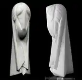 Joseph Csaky, ca 1920, Tête (front and side view), limestone, 60 cm, Kröller-Müller Museum, Otterlo, the Netherlands